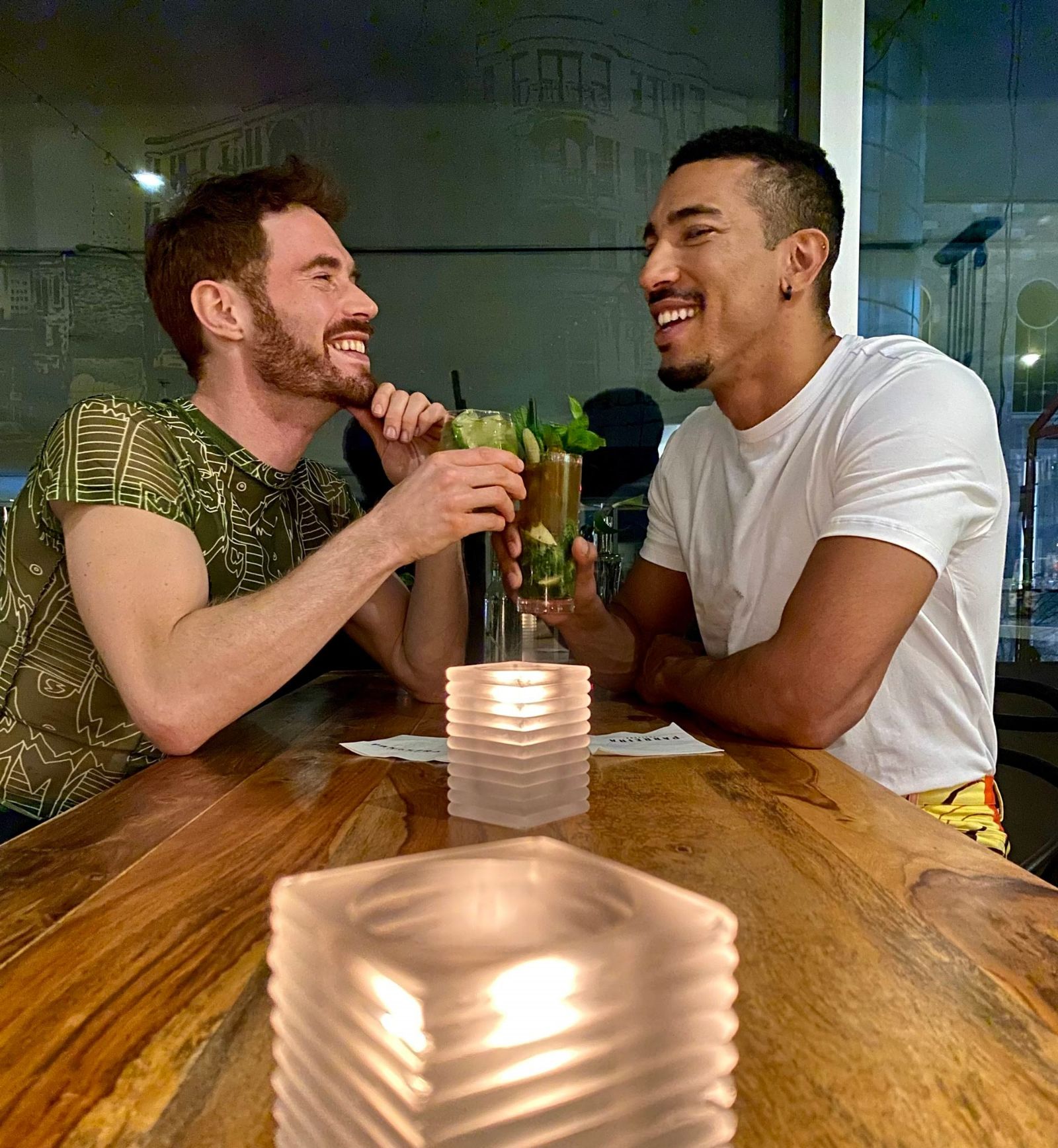 Montréal Gay Guide – Hotels, Bars, Saunas & Gay Village